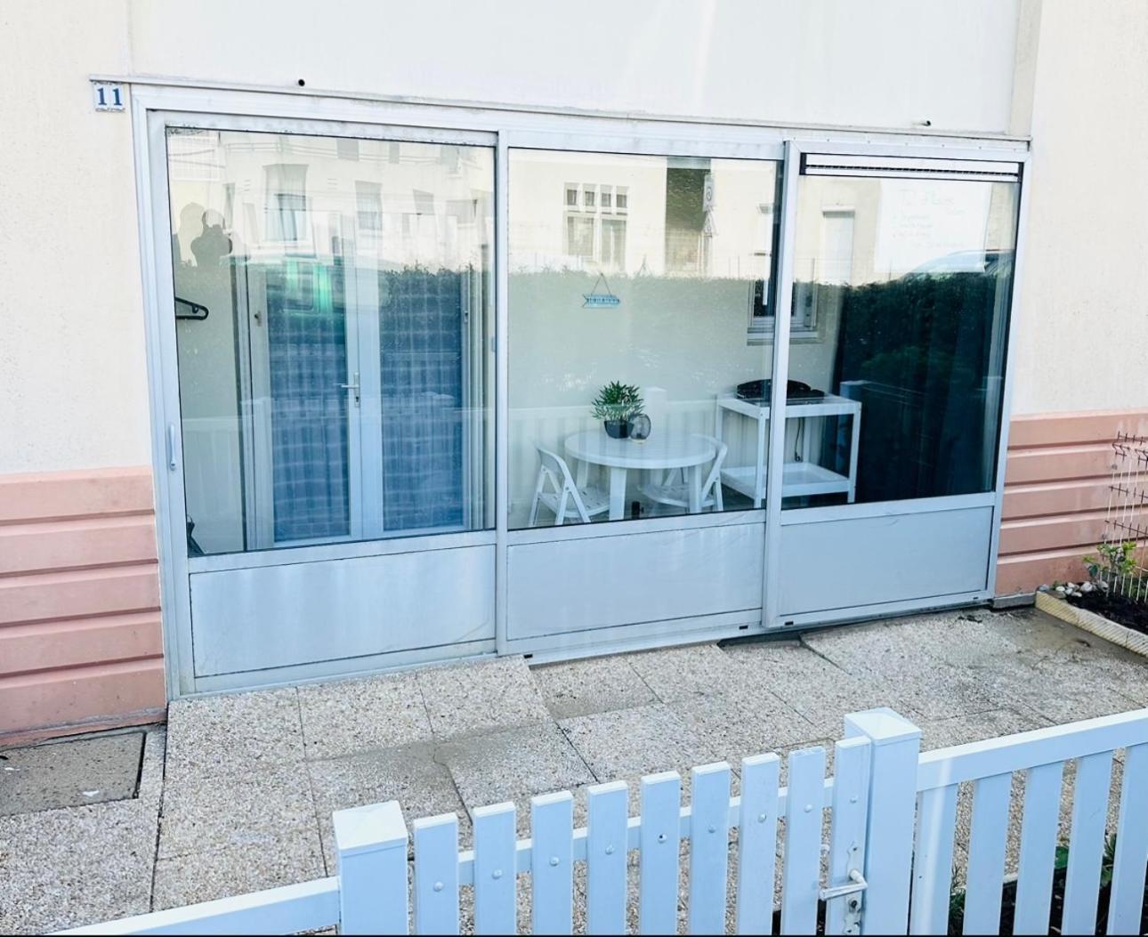Apartment T2 4 Personnes Rdc 50m Et Corniche