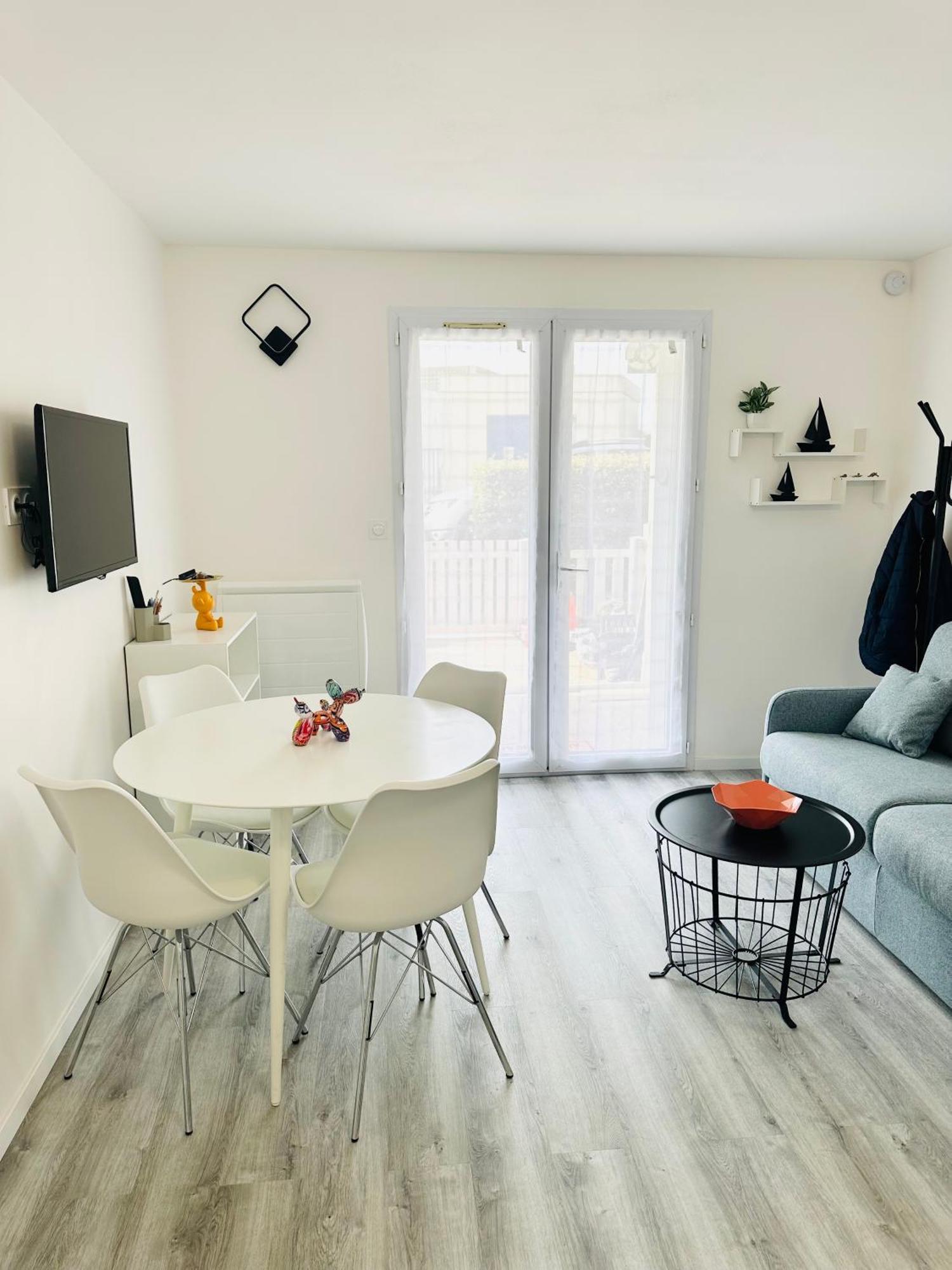 T2 4 Personnes Rdc 50m Et Corniche Appartamento *